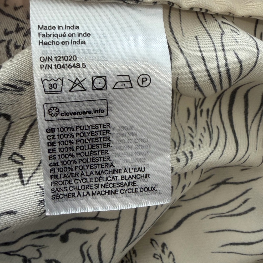 H&M Cream and Gray Long Sleeve Dress - Picture 13 of 14